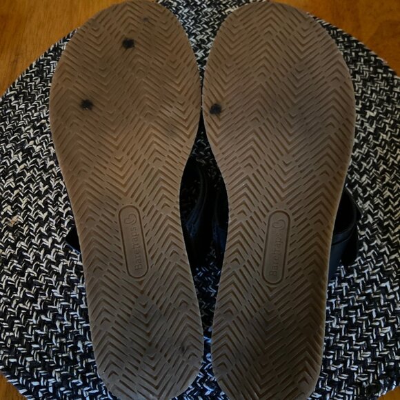 Sandals - Picture 5 of 5